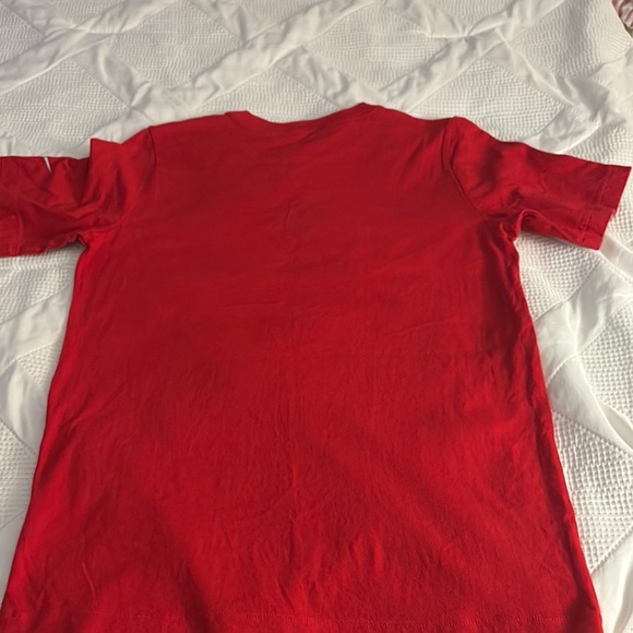 Nike Red Graphic T-Shirt - Picture 5 of 5